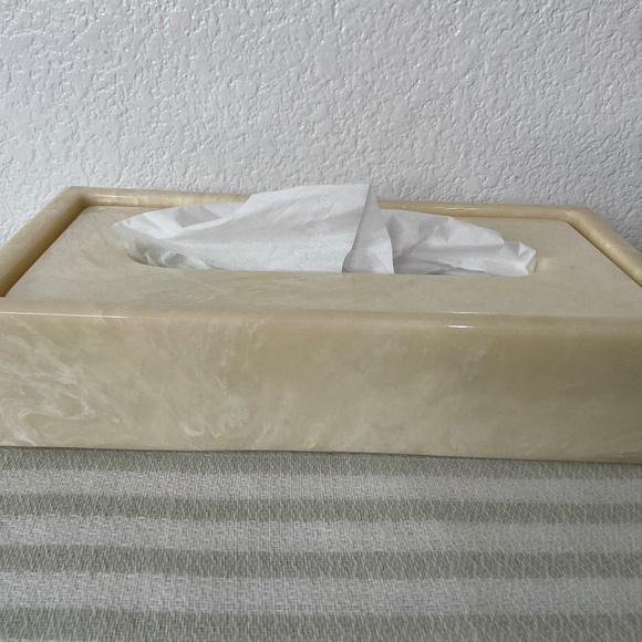 MCM Tissue Holder, Heavy, Similar To Marble Yellow VTG solofficialkw.com
